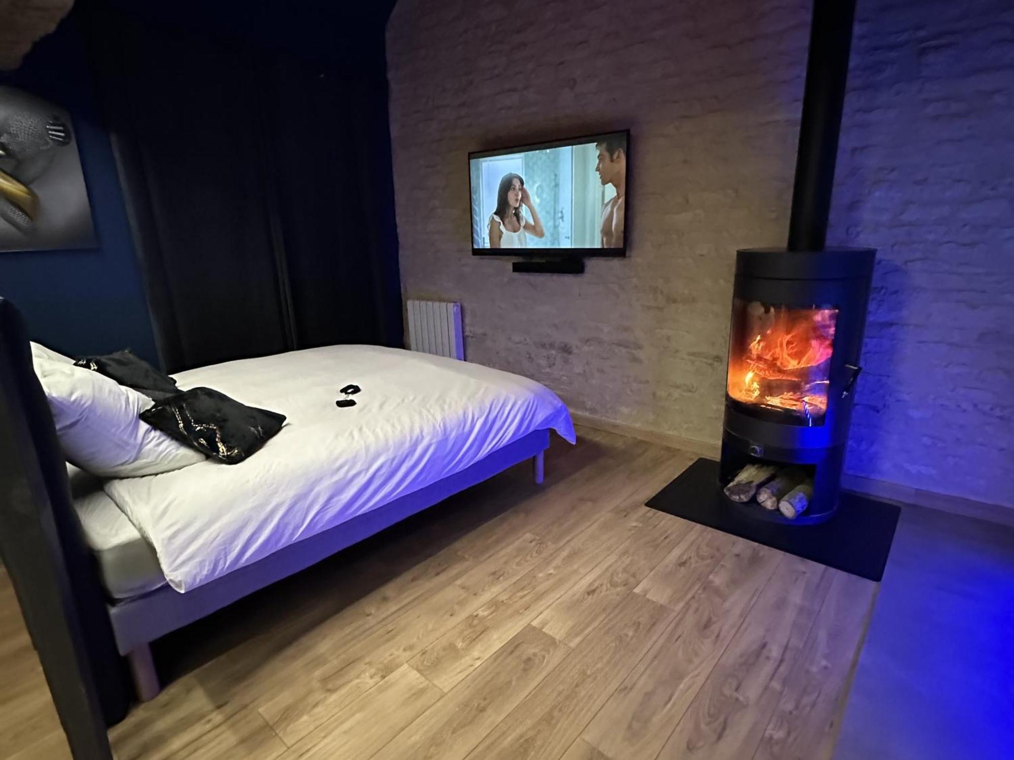 Roomandx-Loveroom-Caen-Bayeux Le Fresne-Camilly Екстериор снимка