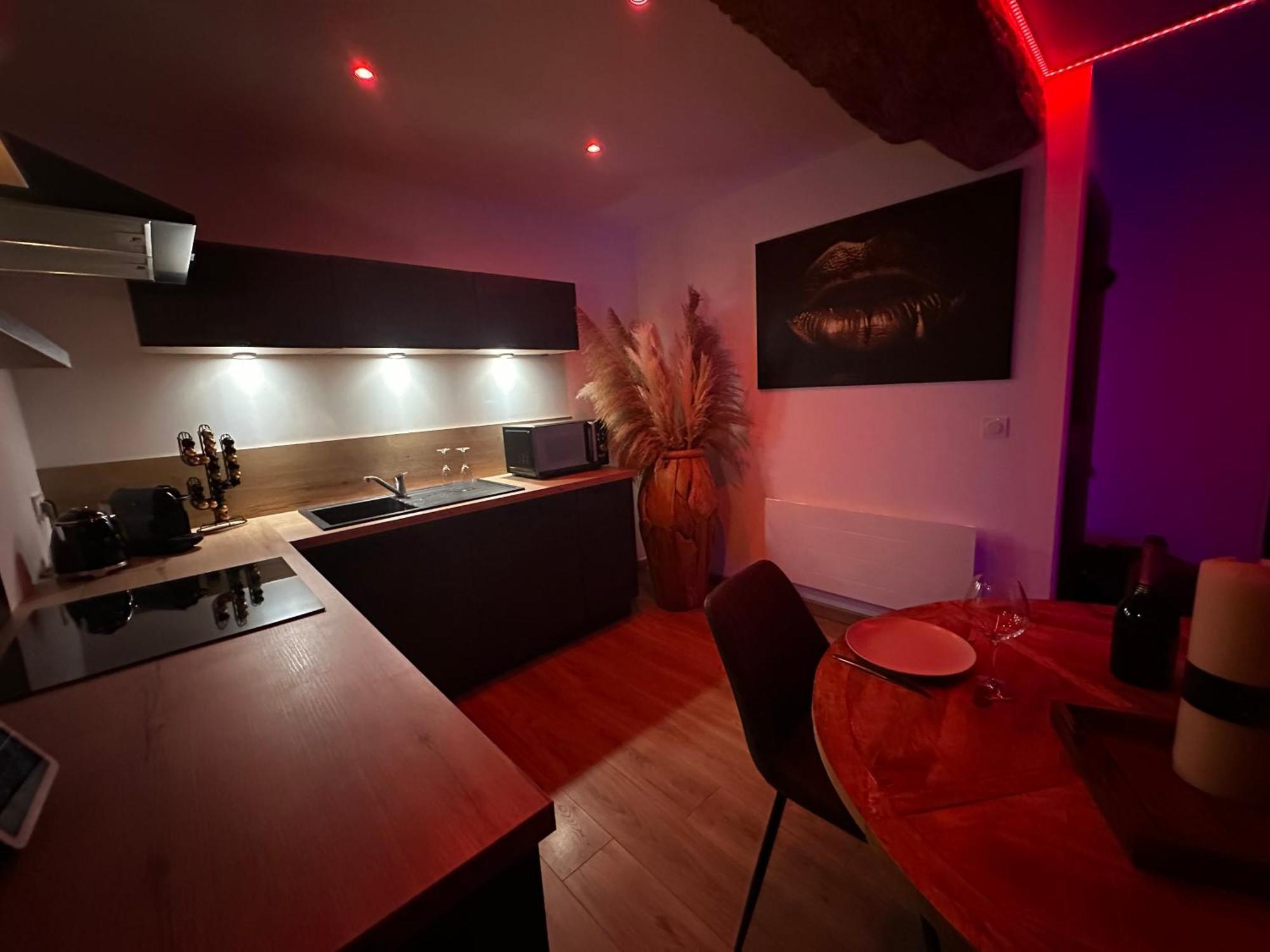 Roomandx-Loveroom-Caen-Bayeux Le Fresne-Camilly Екстериор снимка